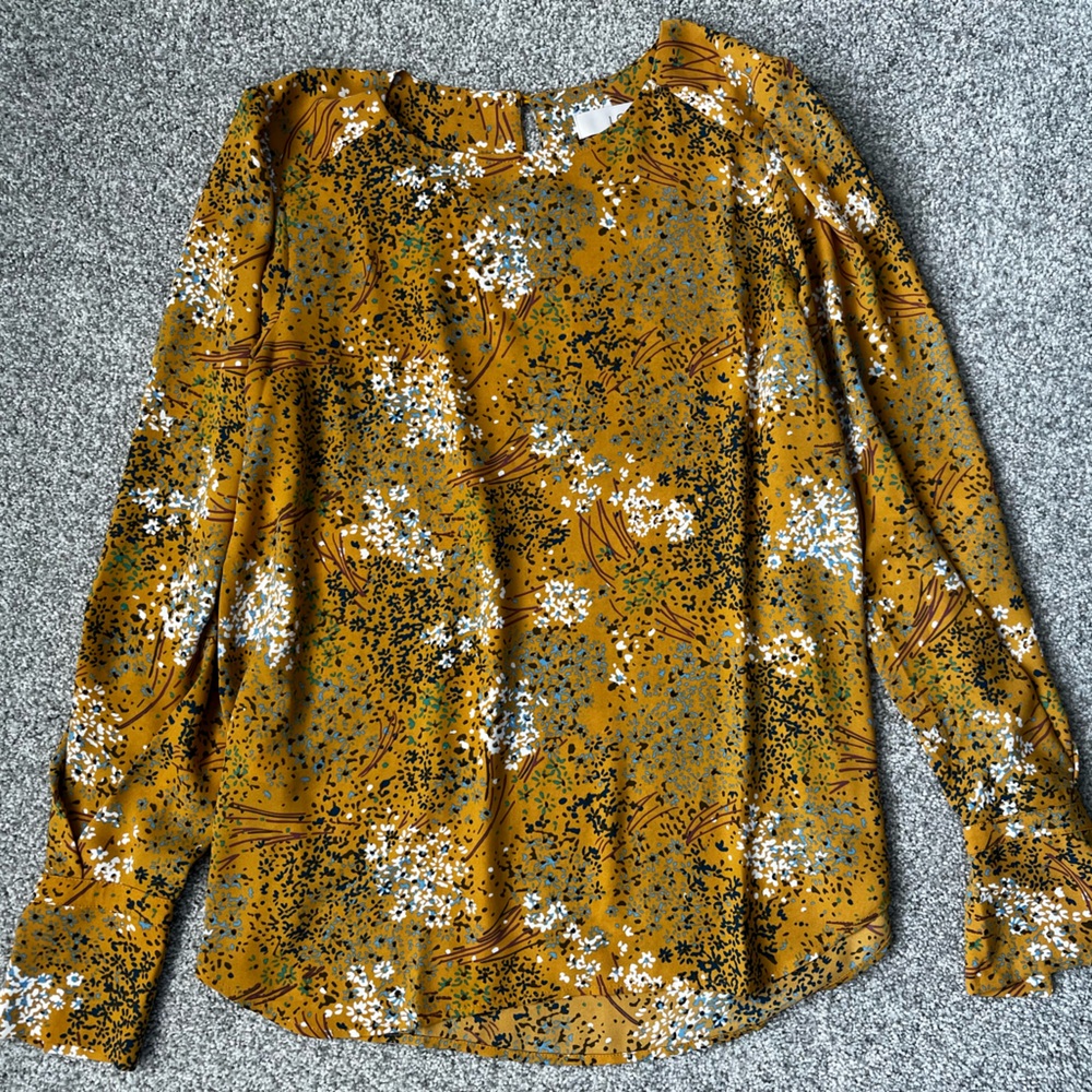 Loft blouse. XS. Excellent condition.